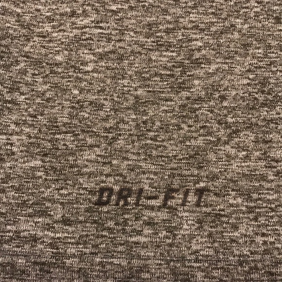 Nike Tri-Blend Wash Sleeveless Training Shirt - Picture 2 of 3